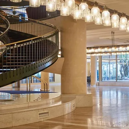 Cavalieri, A Waldorf Astoria Station touristique