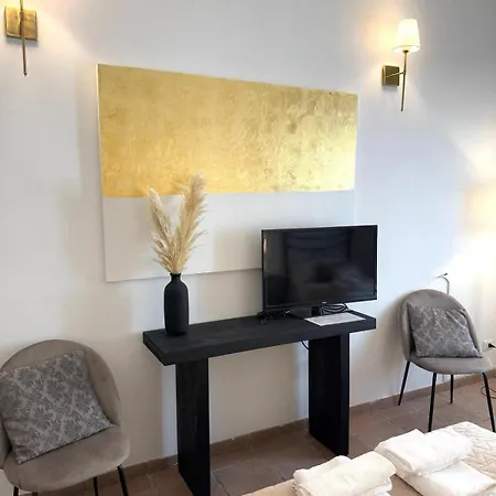 Aenea's Bed & Breakfast Rome
