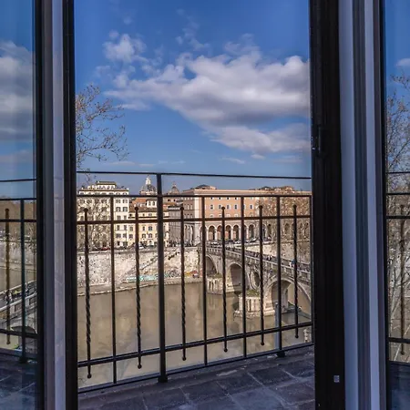 Bed and breakfast Tree Charme Trilussa Roma