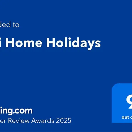 Lilli Home Holidays Apartment *
