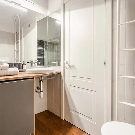 Cosy Reginella Apartment