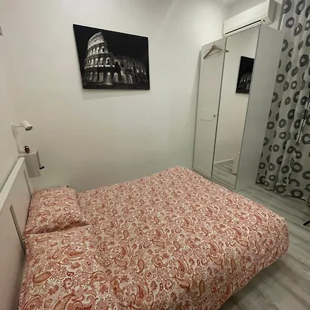 San Lorenzo Di Massimo & Luisa Apartment Rome