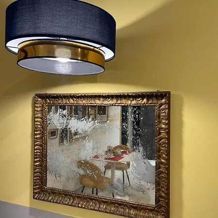 Da Vinci Metro Apartment