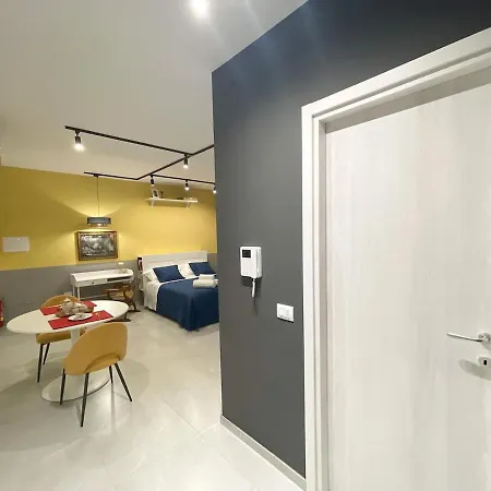 Apartment Da Vinci Metro Rome