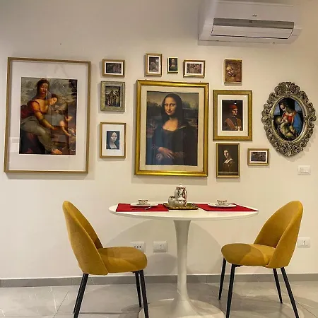 Apartment Da Vinci Metro Rome