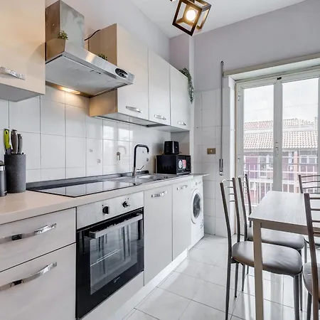 Apartment Cozy Boho-style Near Metro A Rome