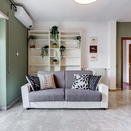Cozy Boho-style Near Metro A Apartment