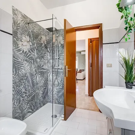 Cozy Boho-style Near Metro A * Rome