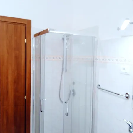 Domus Remo Guest house *