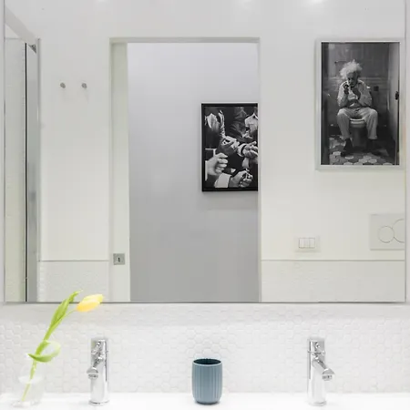 Apartment Trastevere Modern 4br 4baths, Wifi, Ac, Custom Kitchen, Living Rome