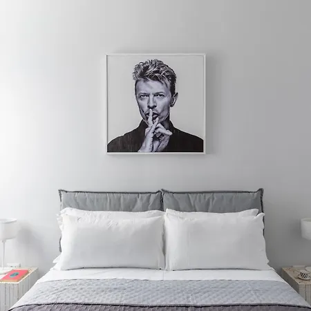 Trastevere Modern 4br 4baths, Wifi, Ac, Custom Kitchen, Living Rome