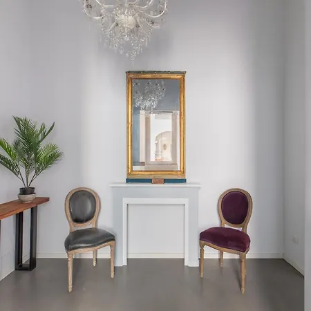 Trastevere Modern 4br 4baths, Wifi, Ac, Custom Kitchen, Living Apartment