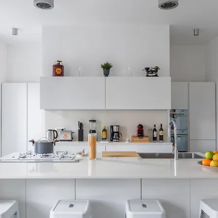 Apartment Trastevere Modern 4br 4baths, Wifi, Ac, Custom Kitchen, Living *