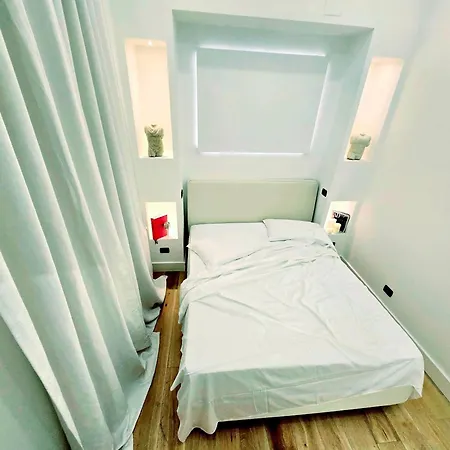 Apartment B89 Luxury Gallery House Piazza Di Spagna Rome