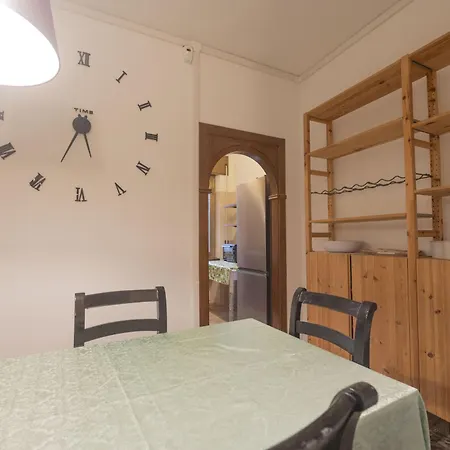 Spacious And Bright 3br Family Rome