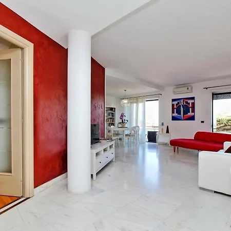 Monteverde Nuovo Penthouse Apartment