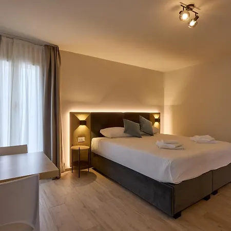 Relais Tiburtina 2* Rome