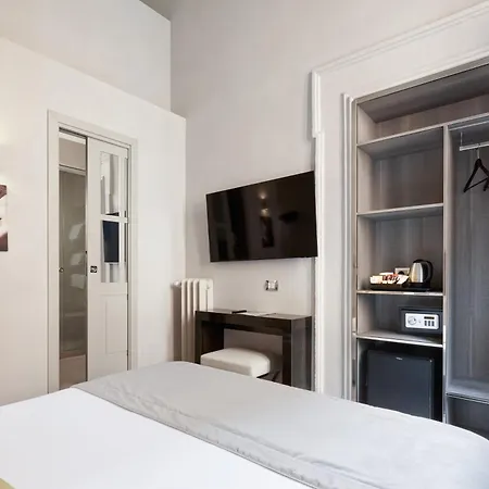 Terrace Pantheon Relais Hotel 4*