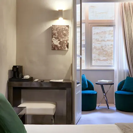 Terrace Pantheon Relais Hotel 4*
