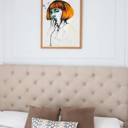 Parrasia 14 - In A Trastevere Apartment