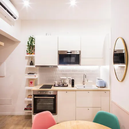 Parrasia 14 - In A Trastevere Apartment Rome