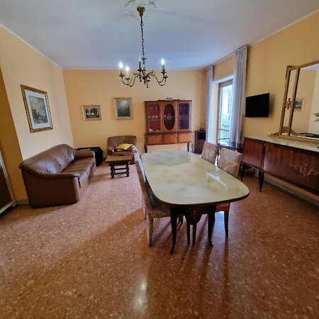 Da Nonna Santa Apartment *