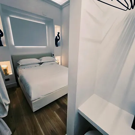 B89 Luxury Gallery House Piazza Di Spagna Apartment *