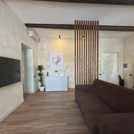 Apartment Pantheon Urbes Collection