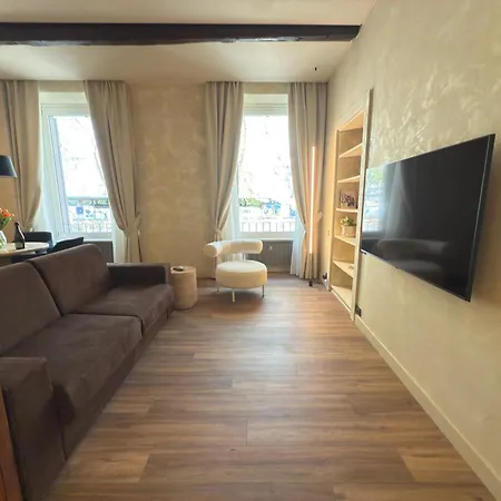 Pantheon Urbes Collection Apartment