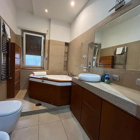Apartment Charm & Relax Jacuzzi Roma-gemelli Rome