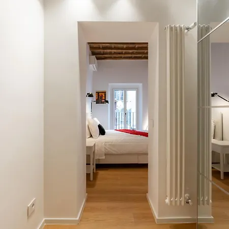 Sotto Al Letto Del Papa - Borgo Pio - Vaticano Appartamento