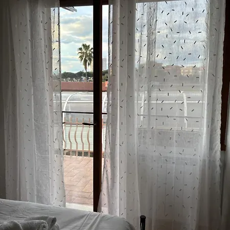 Bed & Breakfast Roomestbb *