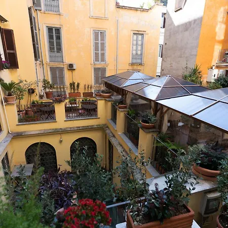 Le Clarisse Hotel *