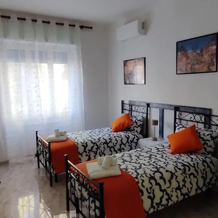 Apartment Malagrino House