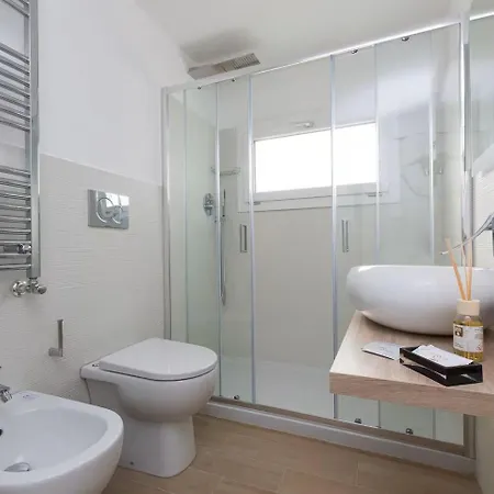 Apartment Iron Santa Maria Rome