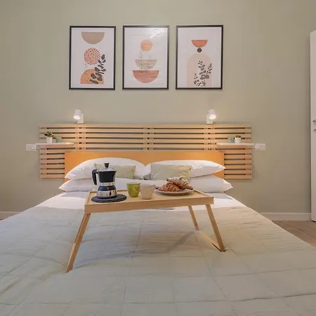 Apartment B&f