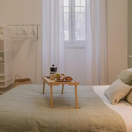 Apartment B&f