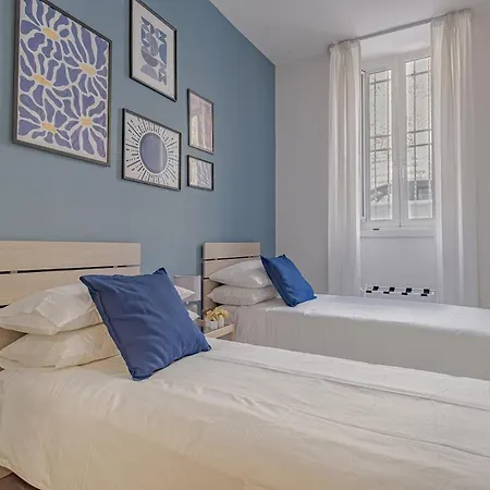 Apartment B&f *