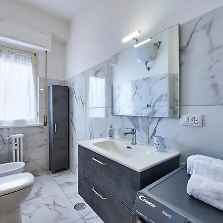 15 Minuti Da San Giovanni - A C, Wifi E Smart Tv Rzym