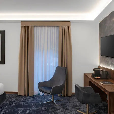 Hotel Via Veneto - L'essenza Di