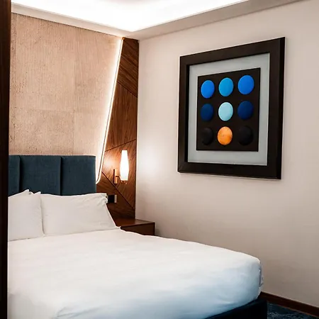 Via Veneto - L'essenza Di Hotel