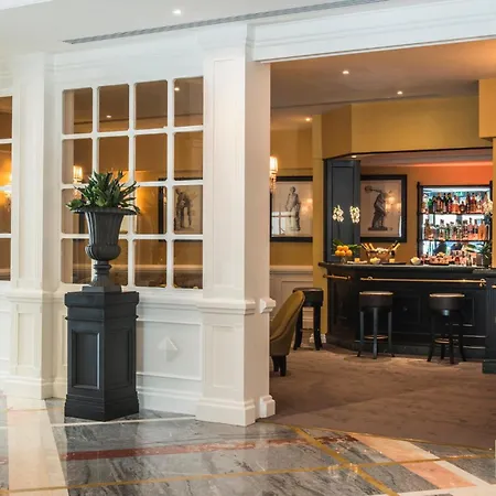 Ξενοδοχείο Starhotels Michelangelo 4*