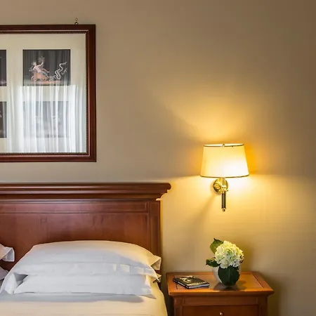 Ξενοδοχείο Starhotels Michelangelo Ρώμη