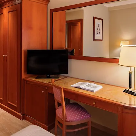 Ξενοδοχείο Starhotels Michelangelo Ρώμη