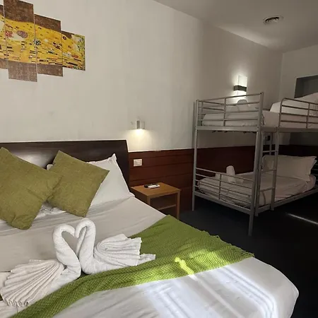 Guest house Romalive *