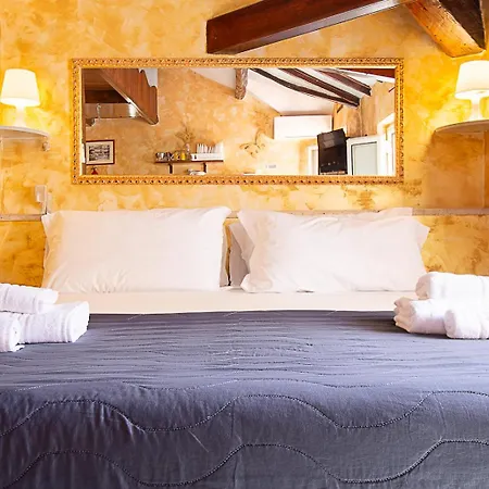Vatican Gold Loft Apartment