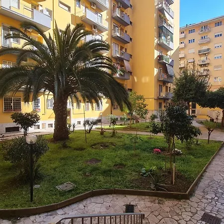 At Eria's House - 100 M Metro A Subaugusta