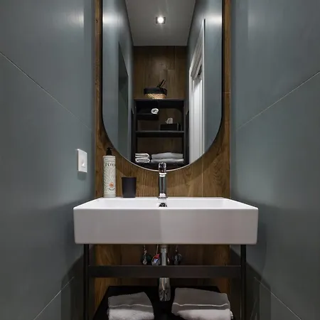 Style & Stone Guest house