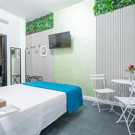 Maison d'hôtes Le Regine - - Adult Only