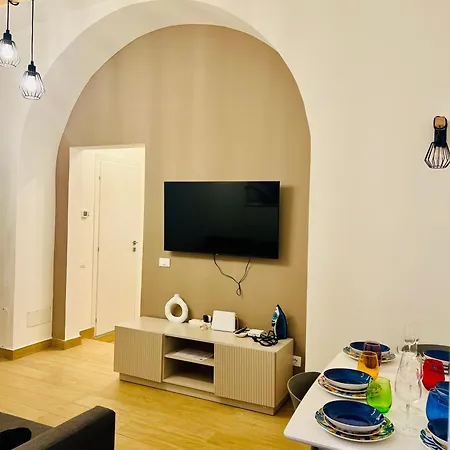 Appartamento Luminosa House Station
